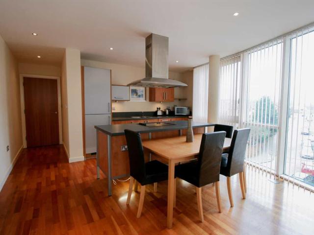 apartment for rent in Glasshouse, 3 Canal Square