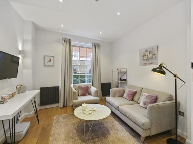 apartment for rent in Glebe Place, Chelsea, SW3