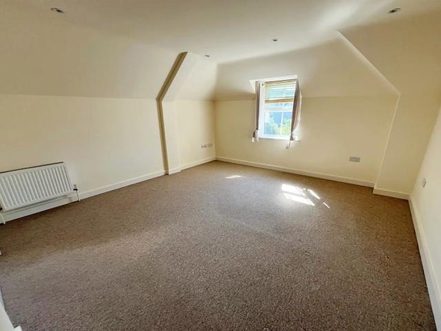 apartment for rent in Grantley Road Bournemouth BH5 1HW