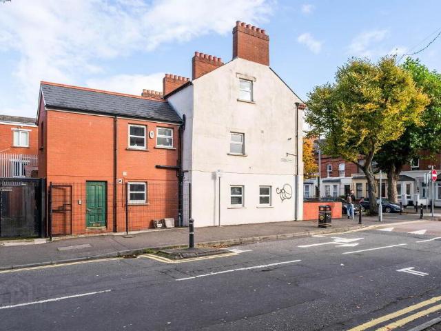 apartment for rent in Great 5 Bedroom Apartment, 2B Rugby Avenue, Queens Quarter, Belfast, BT7 1RG