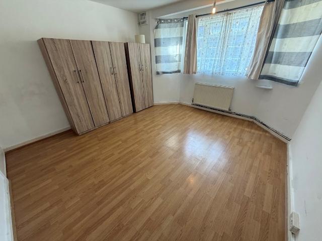 Apartment for rent in Green Lanes, N21 3RL