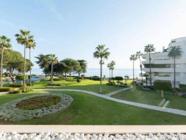 Apartment for rent in Guadalmansa, Estepona, Málaga