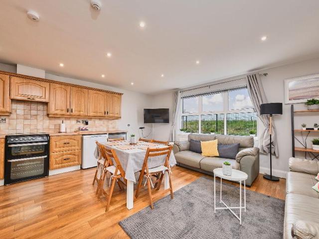 apartment for rent in Dunluce Park Sept 26 To April 27, 48 Eglinton Street, Portrush, BT56 8DY
