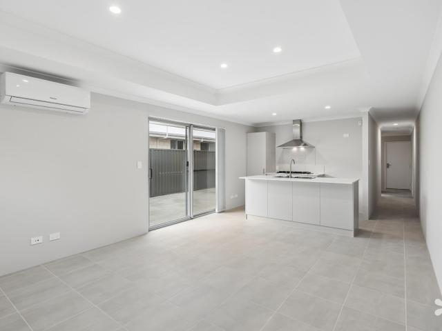 Apartment for Rent in Eglinton