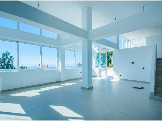 Apartment for rent in Elviria, Marbella, Málaga
