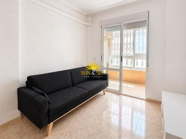 Apartment for rent in El Molino, Torrevieja, Alicante