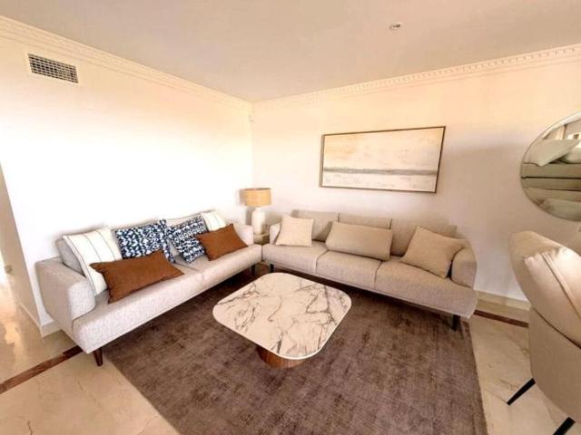 Apartment for rent in El Paraíso, Benahavís, Málaga