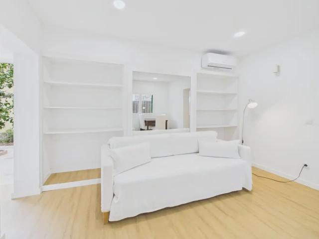 Apartment for rent in El Terreno, Palma de Mallorca, Mallorca