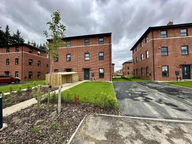 apartment for rent in Eliza Grant Road, Leeds, Crossgates, Leeds, Crossgates