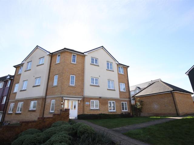 apartment for rent in Elsanta Crescent, Fareham