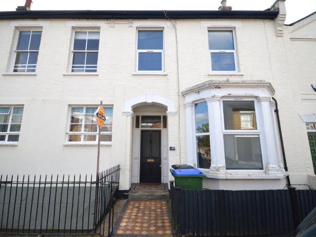 apartment for rent in Estcourt Road, Watford, WD17 2PS