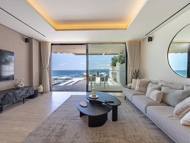 Apartment For Rent in Estepona, Estepona