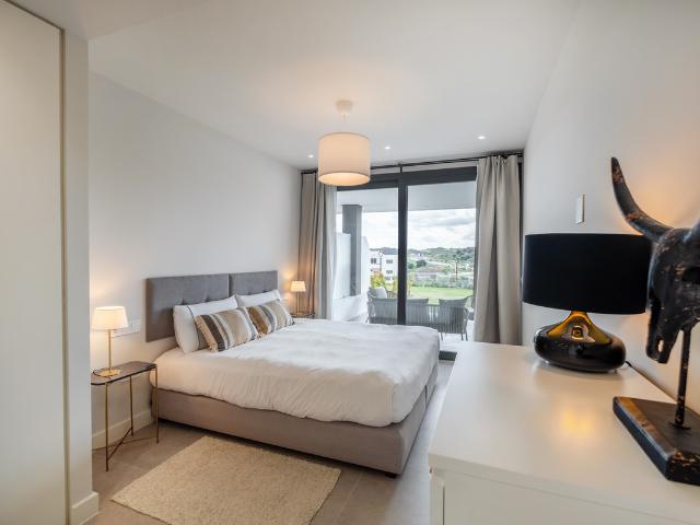 Apartment For Rent in Estepona, Estepona