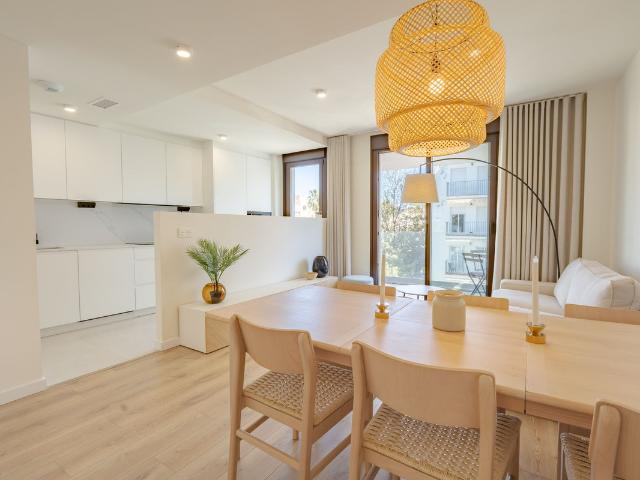 Apartment For Rent in Estepona, Estepona