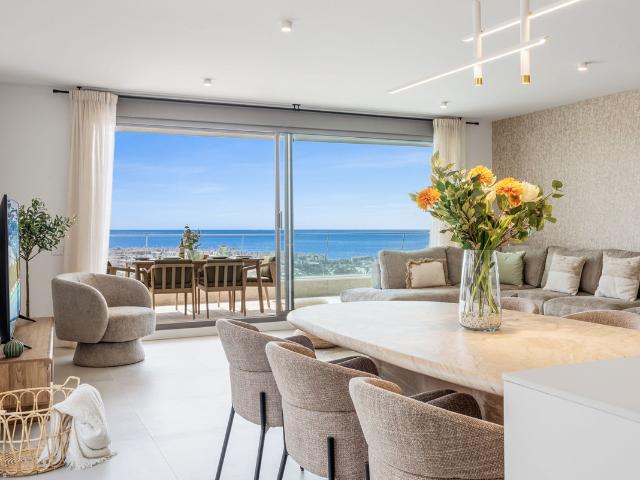 Apartment For Rent in Estepona, Estepona