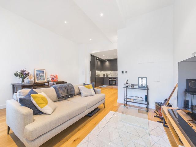 apartment for rent in Esther Anne Place, Islington