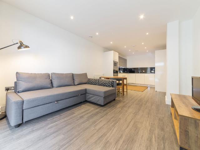 apartment for rent in Essex Wharf, Clapton