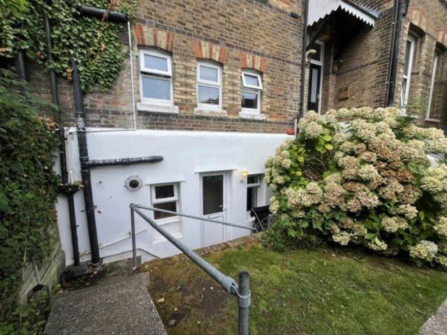 apartment for rent in Folkestone