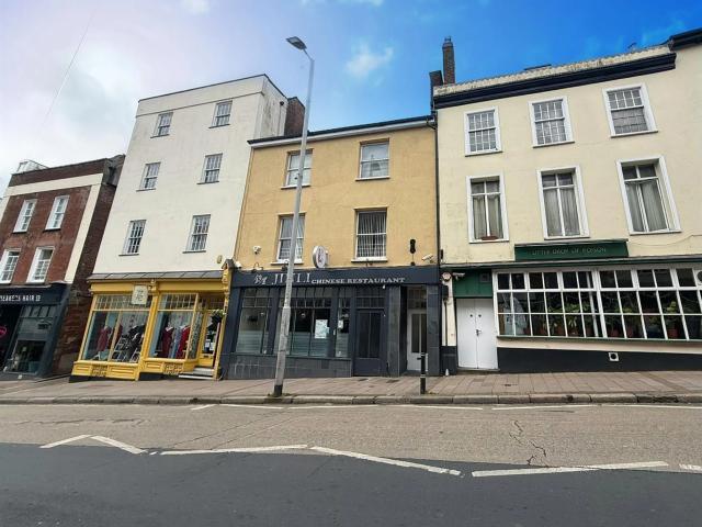 Apartment for rent in Fore Street, Exeter