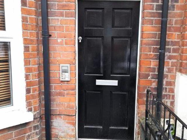 apartment for rent in Fantastic Apartment, 21 Elaine Street, Stranmillis, Belfast, BT9 5AR