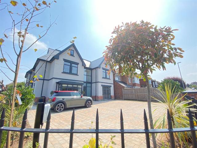 apartment for rent in Flat 4, 201 Musters Road, West Bridgford, Nottingham