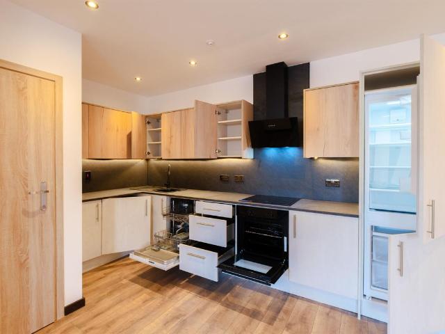 apartment for rent in Flat 2, Standish Court