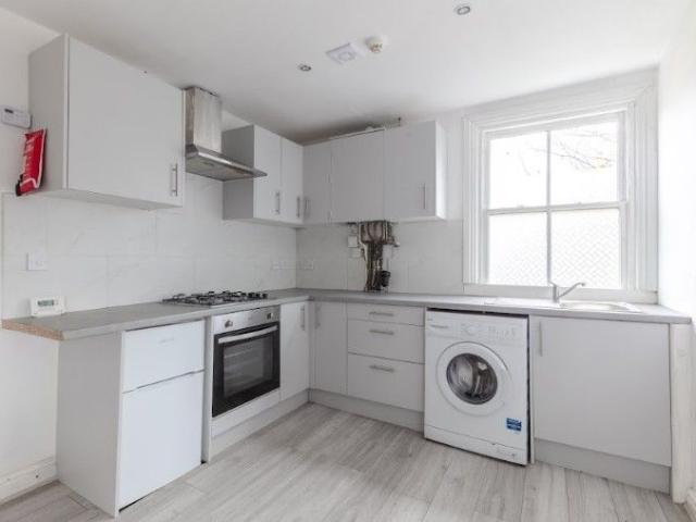 apartment for rent in Flat 3, 2 Alexandra Road