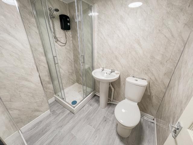 apartment for rent in Flat, Lower High Street, Cradley Heath