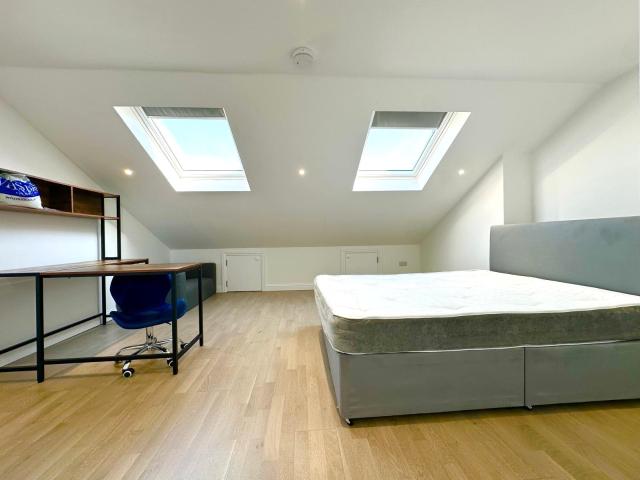 apartment for rent in Flaxman Road, Camberwell,, SE5 9DL