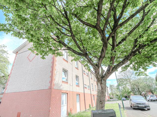 apartment for rent in Frobisher Gardens, Daybrook, Nottingham