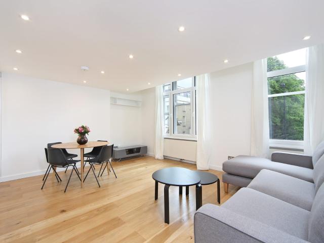 apartment for rent in Kempsford Gardens, SW5