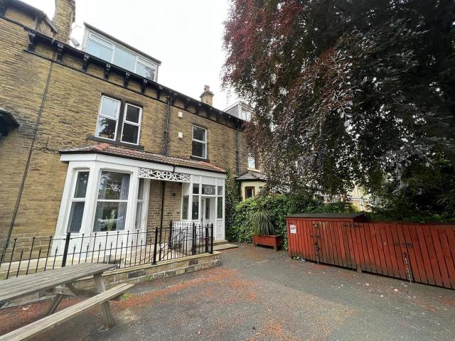 apartment for rent in Kirkgate, BD18 3LU