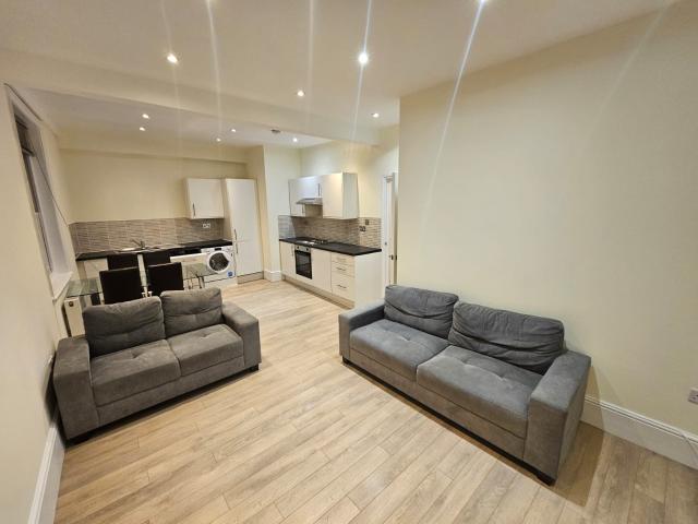 apartment for rent in Hoxton | E2 8JL