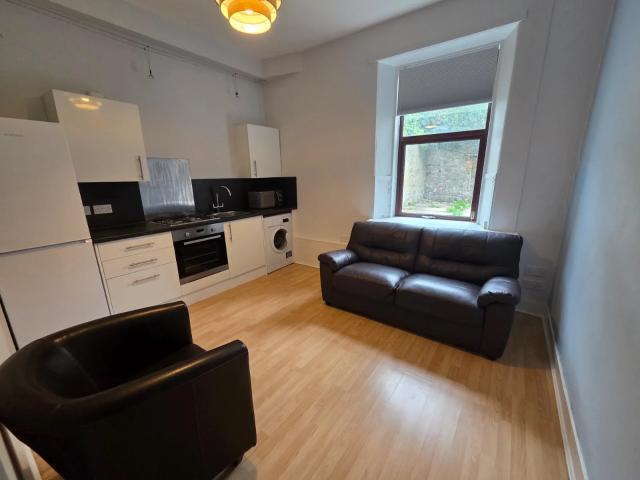apartment for rent in Hollybank Place, Aberdeen, AB11 6XR