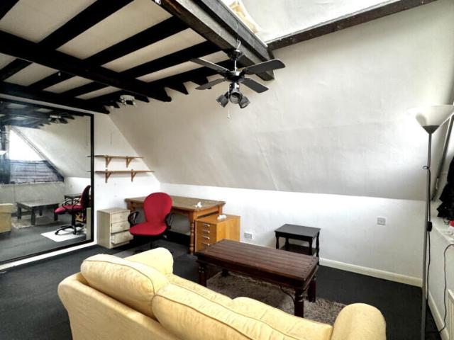 apartment for rent in Horton Road, SL3 9NT