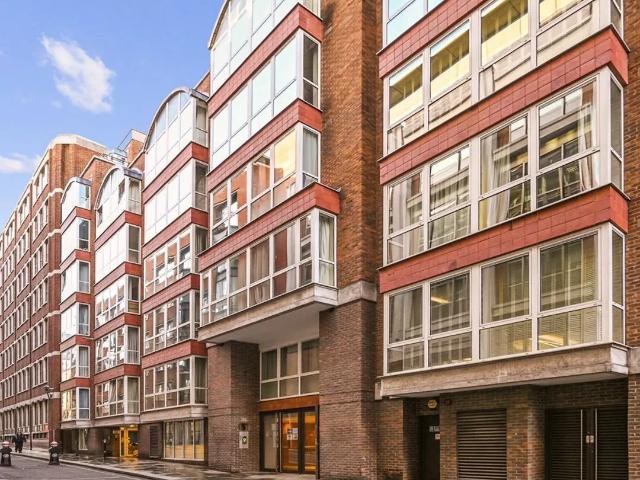 apartment for rent in Hosier Lane, London, EC1A 9LS