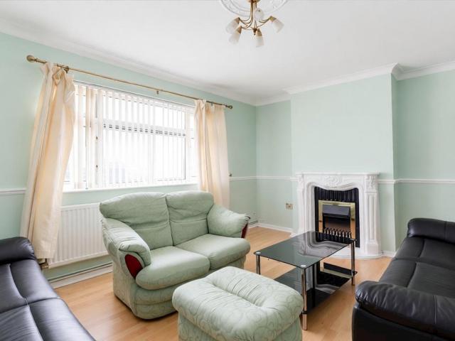 apartment for rent in Hatfield Close