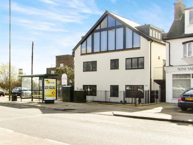apartment for rent in Hatfield Road, St Albans, AL1 4LW