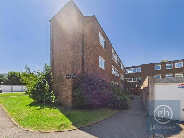 apartment for rent in Hawkesworth Close, HA6 2FT