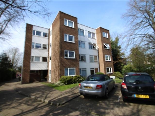 apartment for rent in Hayne Road, Beckenham, BR3 4XD