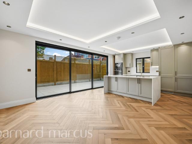apartment for rent in Hazlewood Avenue, Morden, Morden