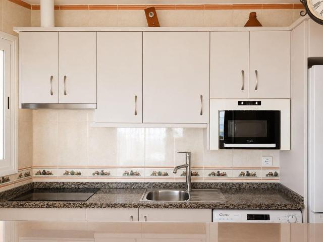 Apartment for rent in Hacienda Torrequebrada, Benalmádena, Málaga