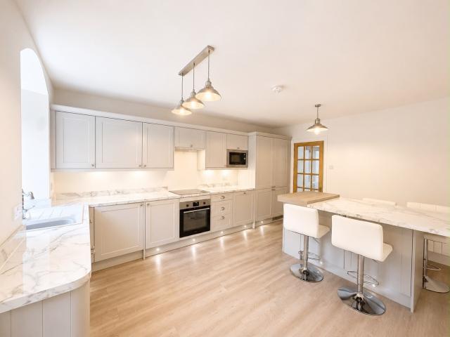 apartment for rent in Hallas Bridge, Bradford, Cullingworth, Bradford, Cullingworth