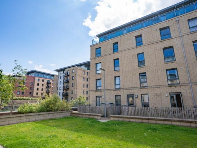 apartment for rent in Handyside Place, Gorgie, Edinburgh, EH11