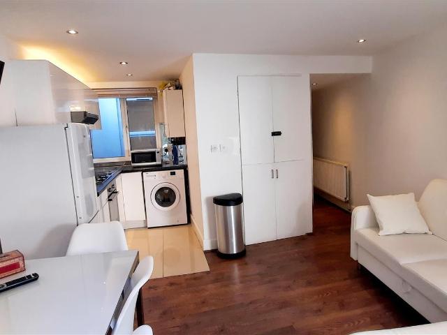 apartment for rent in Hetley Road, Shepherds bush, Shepherds bush
