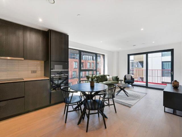 apartment for rent in Hewson Way, London, SE17 1UP