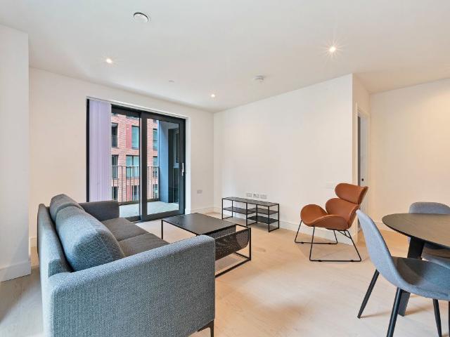 apartment for rent in Hewson Way, London, SE17 1UP