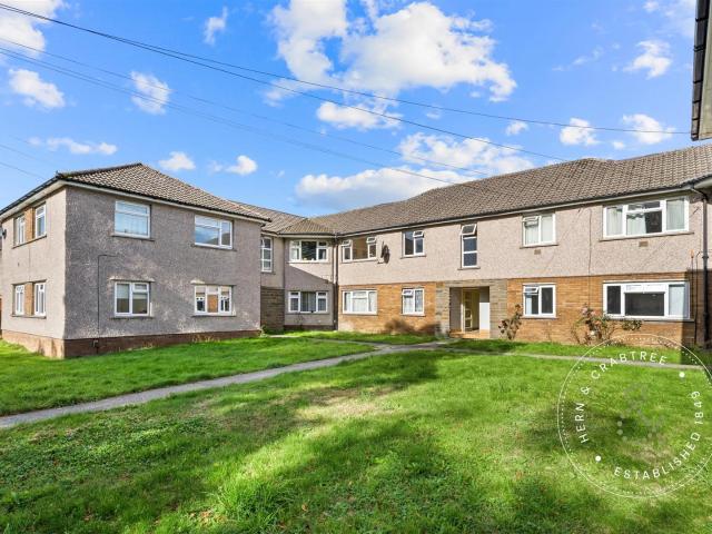 apartment for rent in Heathwood Road, Heath, Cardiff CF14 4BT