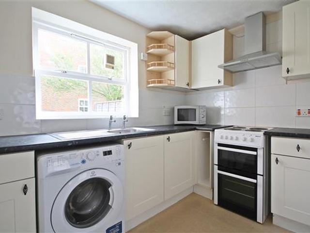 apartment for rent in Henry Court