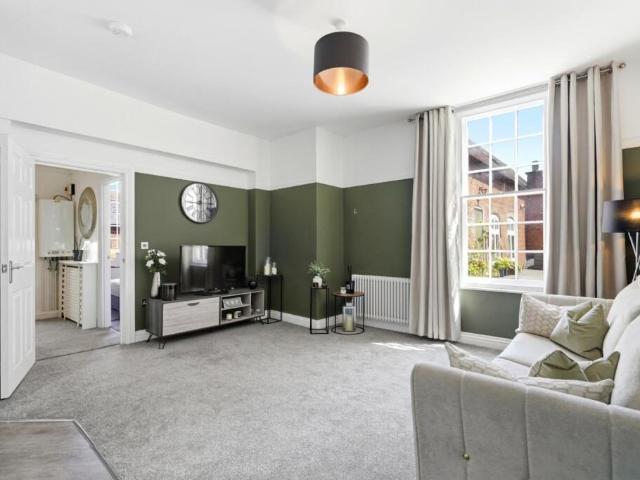 apartment for rent in High Street, B61 8HQ